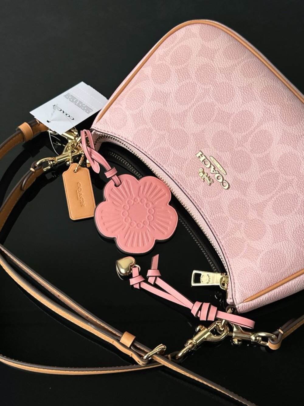 ✨Coach Blush Canvas Baguette Bag Floral Charm Convertible Crossbody Handbag - Picture 9 of 10